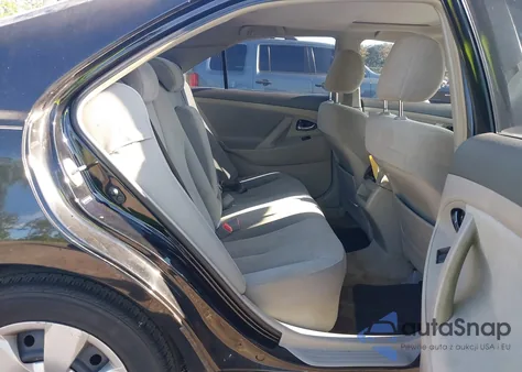 2009 Toyota Camry Le z USA, uszkodzony, nr VIN 4T1BE46K89U269102